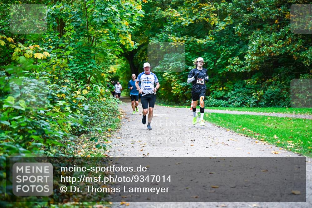 12.10.2025 - Bramfelder Halbmarathon 2025 Dr. Thomas Lammeyer http://msf.ph/oto/9347014 12.10.2025 10:22:17 Laufen 05, 11, 2023, 2766 meine-sportfotos.de