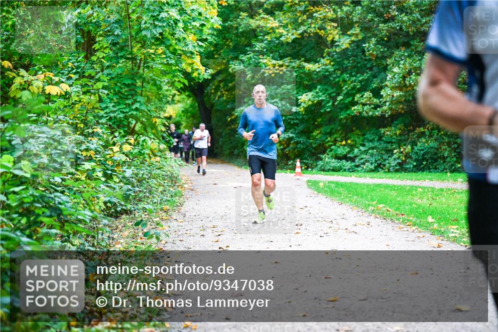 12.10.2025 - Bramfelder Halbmarathon 2025 Dr. Thomas Lammeyer http://msf.ph/oto/9347038 12.10.2025 10:22:22 Laufen  meine-sportfotos.de
