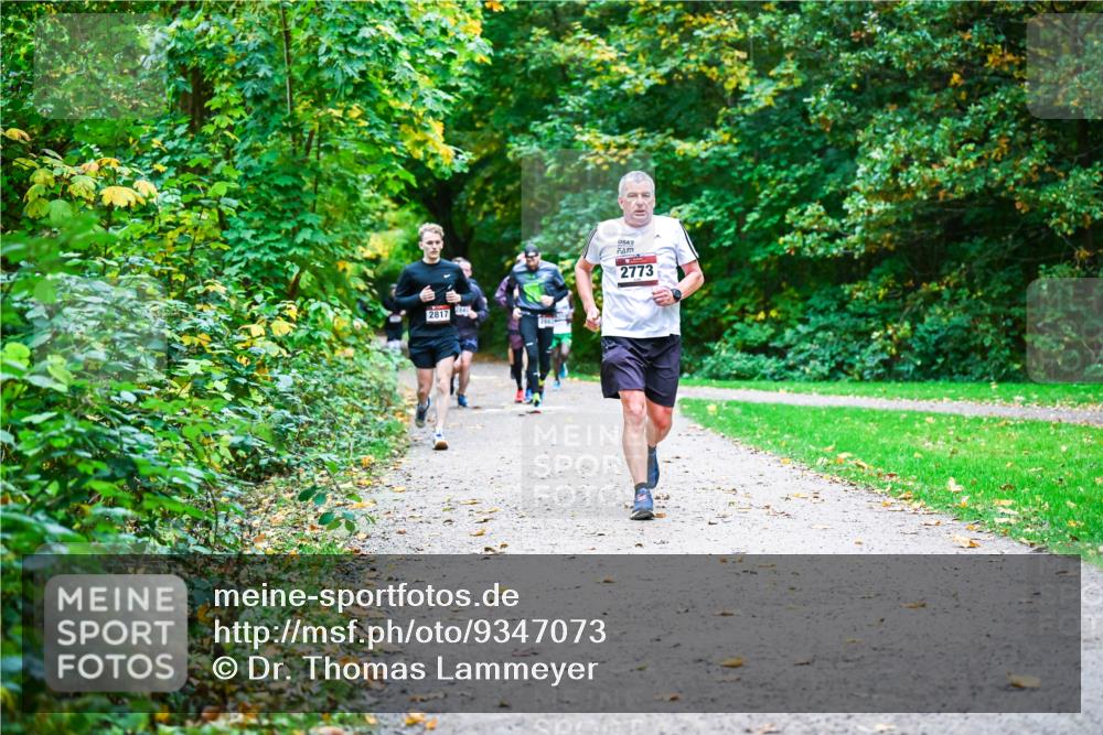 12.10.2025 - Bramfelder Halbmarathon 2025 Dr. Thomas Lammeyer http://msf.ph/oto/9347073 12.10.2025 10:22:29 Laufen 28174, 2773 meine-sportfotos.de