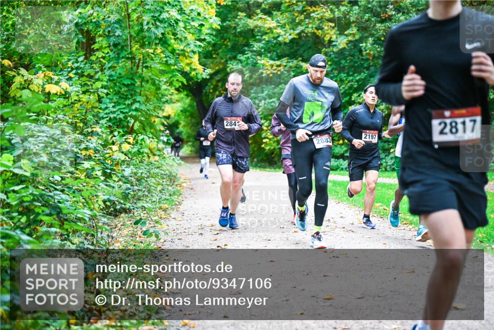 12.10.2025 - Bramfelder Halbmarathon 2025 Dr. Thomas Lammeyer http://msf.ph/oto/9347106 12.10.2025 10:22:34 Laufen 284, 282, 2883, 2817, 2197 meine-sportfotos.de