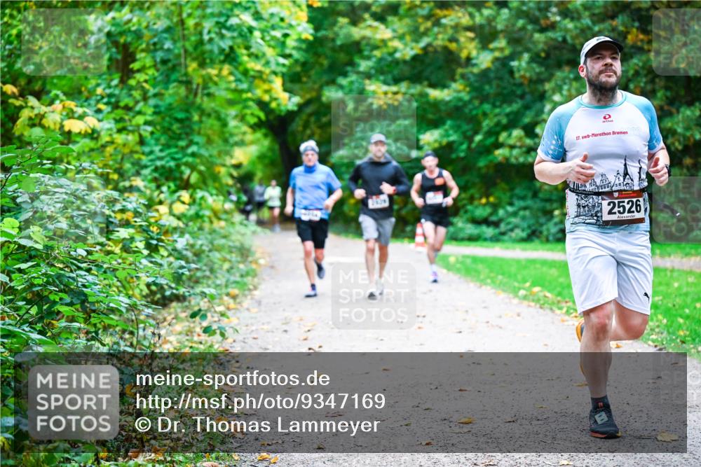 12.10.2025 - Bramfelder Halbmarathon 2025 Dr. Thomas Lammeyer http://msf.ph/oto/9347169 12.10.2025 10:22:47 Laufen 17, 22, 2526 meine-sportfotos.de