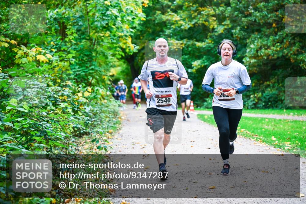 12.10.2025 - Bramfelder Halbmarathon 2025 Dr. Thomas Lammeyer http://msf.ph/oto/9347287 12.10.2025 10:23:16 Laufen 2540, 26, 174, 41 meine-sportfotos.de