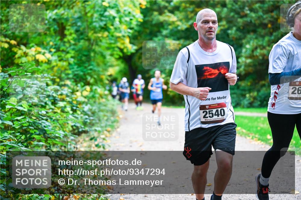 12.10.2025 - Bramfelder Halbmarathon 2025 Dr. Thomas Lammeyer http://msf.ph/oto/9347294 12.10.2025 10:23:17 Laufen 34, 2540, 26 meine-sportfotos.de