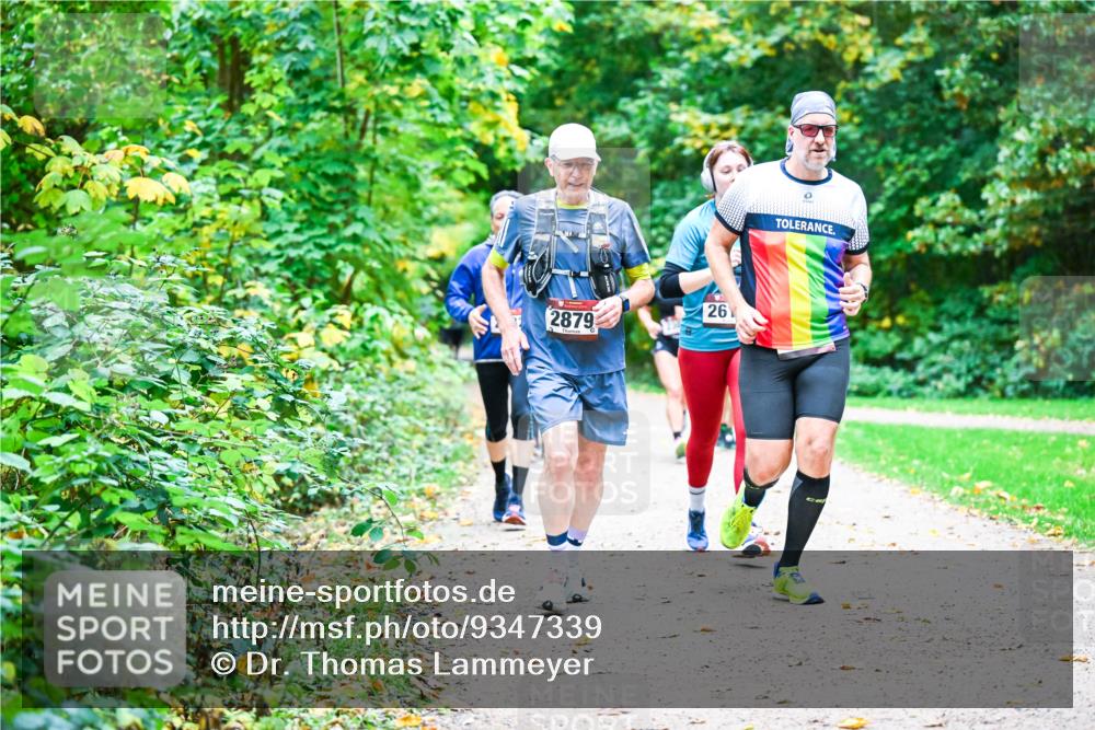 12.10.2025 - Bramfelder Halbmarathon 2025 Dr. Thomas Lammeyer http://msf.ph/oto/9347339 12.10.2025 10:23:25 Laufen 2879, 26 meine-sportfotos.de