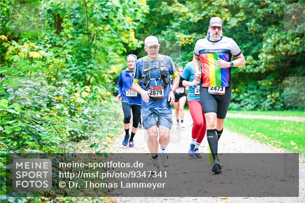 12.10.2025 - Bramfelder Halbmarathon 2025 Dr. Thomas Lammeyer http://msf.ph/oto/9347341 12.10.2025 10:23:25 Laufen 2473, 2932, 2879, 20 meine-sportfotos.de