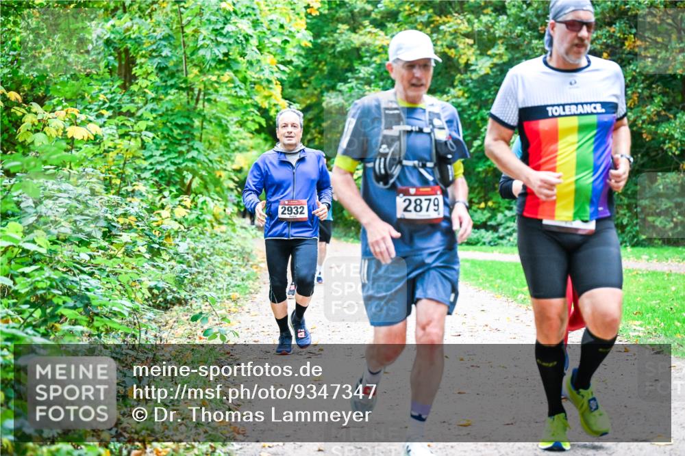 12.10.2025 - Bramfelder Halbmarathon 2025 Dr. Thomas Lammeyer http://msf.ph/oto/9347347 12.10.2025 10:23:26 Laufen 2932, 2879 meine-sportfotos.de