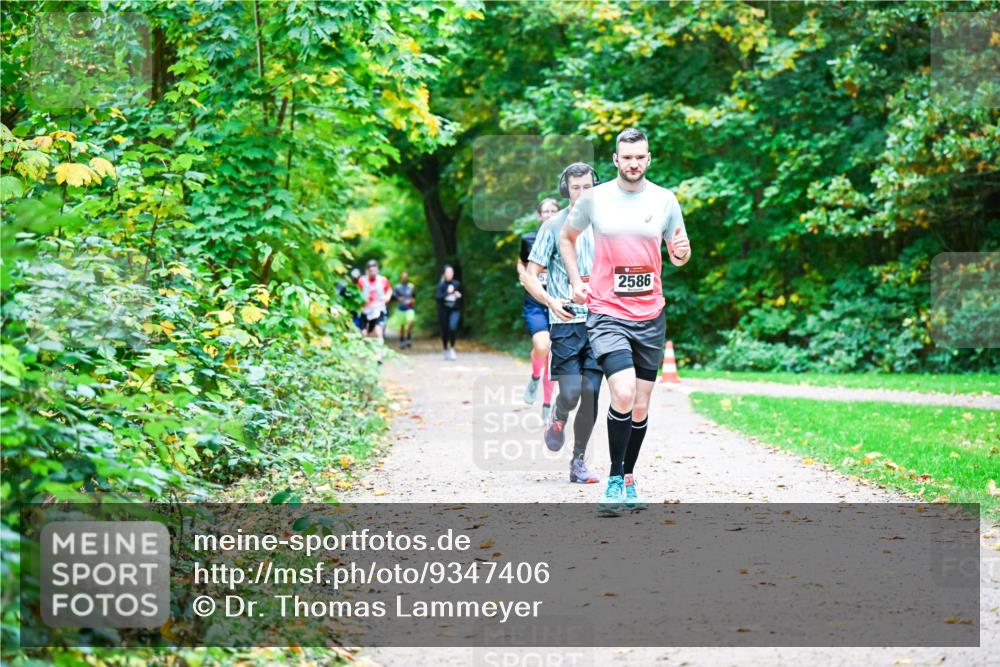12.10.2025 - Bramfelder Halbmarathon 2025 Dr. Thomas Lammeyer http://msf.ph/oto/9347406 12.10.2025 10:23:41 Laufen 2586 meine-sportfotos.de