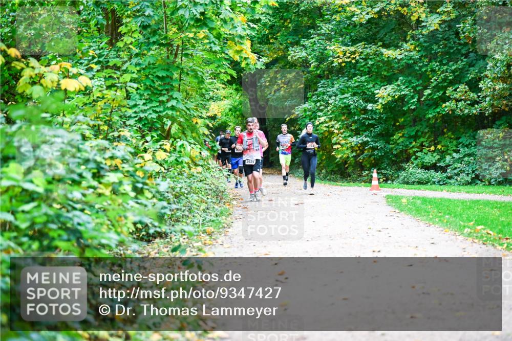 12.10.2025 - Bramfelder Halbmarathon 2025 Dr. Thomas Lammeyer http://msf.ph/oto/9347427 12.10.2025 10:23:46 Laufen 2624, 2412 meine-sportfotos.de