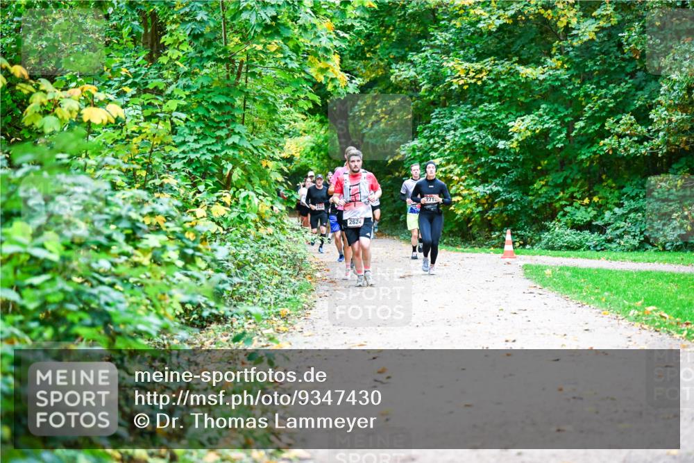 12.10.2025 - Bramfelder Halbmarathon 2025 Dr. Thomas Lammeyer http://msf.ph/oto/9347430 12.10.2025 10:23:47 Laufen  meine-sportfotos.de