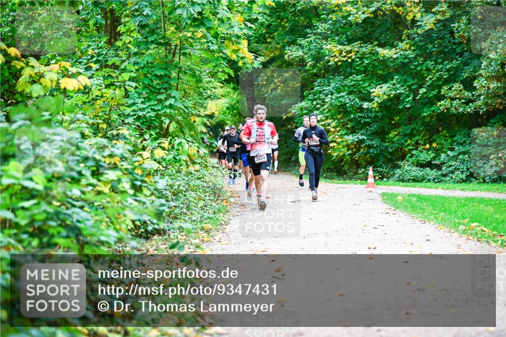 12.10.2025 - Bramfelder Halbmarathon 2025 Dr. Thomas Lammeyer http://msf.ph/oto/9347431 12.10.2025 10:23:48 Laufen  meine-sportfotos.de