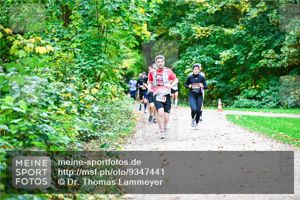 12.10.2025 - Bramfelder Halbmarathon 2025 Dr. Thomas Lammeyer http://msf.ph/oto/9347441 12.10.2025 10:23:50 Laufen  meine-sportfotos.de