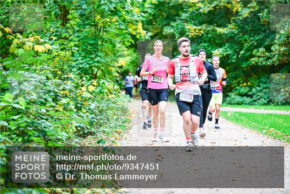 12.10.2025 - Bramfelder Halbmarathon 2025 Dr. Thomas Lammeyer http://msf.ph/oto/9347451 12.10.2025 10:23:51 Laufen 257, 2752, 1, 2624, 2417 meine-sportfotos.de