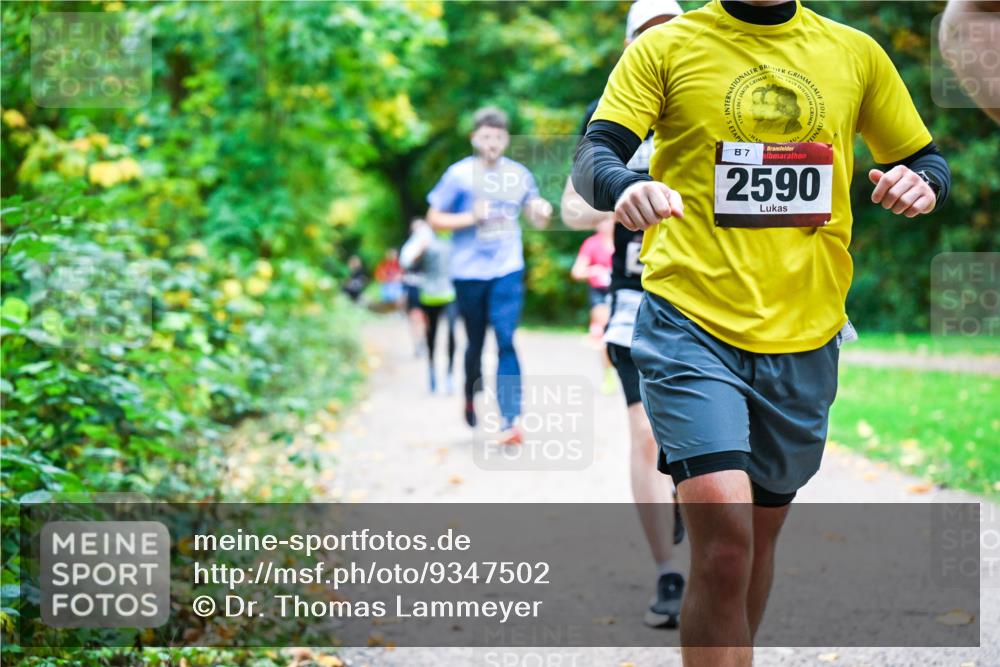 12.10.2025 - Bramfelder Halbmarathon 2025 Dr. Thomas Lammeyer http://msf.ph/oto/9347502 12.10.2025 10:24:02 Laufen 2012, 0, 7, 2590 meine-sportfotos.de