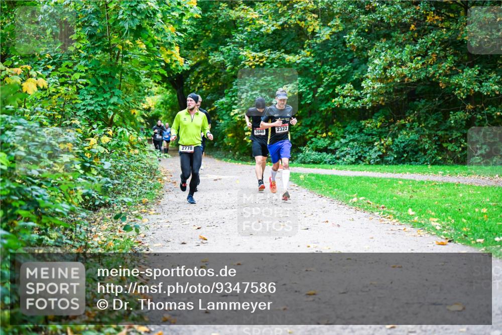 12.10.2025 - Bramfelder Halbmarathon 2025 Dr. Thomas Lammeyer http://msf.ph/oto/9347586 12.10.2025 10:24:19 Laufen 2778, 2680, 2322 meine-sportfotos.de