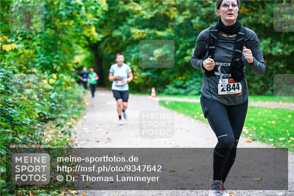 12.10.2025 - Bramfelder Halbmarathon 2025 Dr. Thomas Lammeyer http://msf.ph/oto/9347642 12.10.2025 10:24:31 Laufen 193, 2844 meine-sportfotos.de