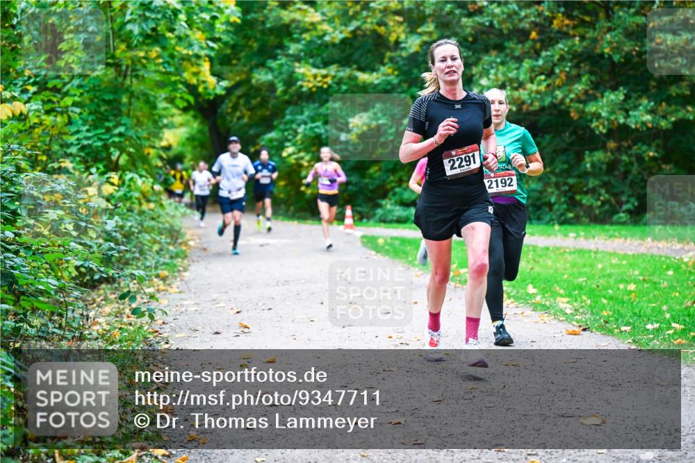 12.10.2025 - Bramfelder Halbmarathon 2025 Dr. Thomas Lammeyer http://msf.ph/oto/9347711 12.10.2025 10:24:46 Laufen 2291, 2192 meine-sportfotos.de