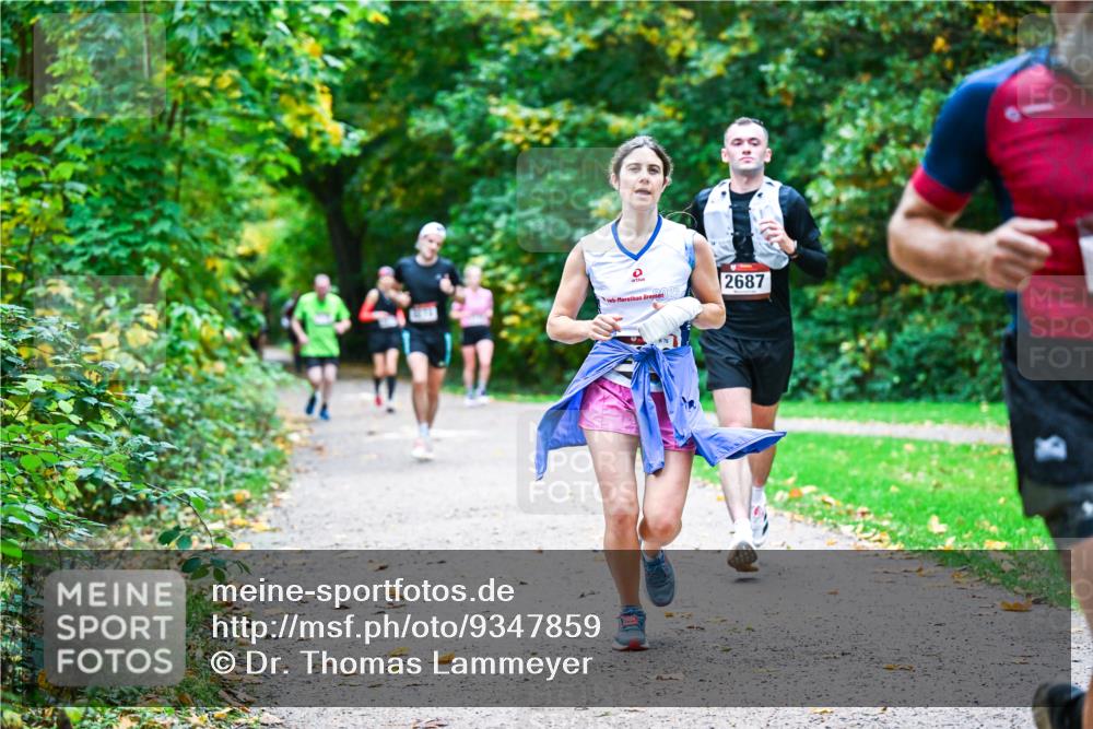 12.10.2025 - Bramfelder Halbmarathon 2025 Dr. Thomas Lammeyer http://msf.ph/oto/9347859 12.10.2025 10:25:14 Laufen 23, 2687 meine-sportfotos.de