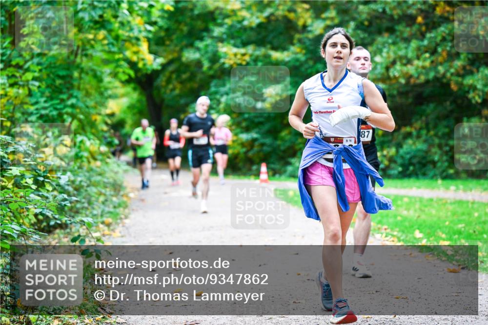 12.10.2025 - Bramfelder Halbmarathon 2025 Dr. Thomas Lammeyer http://msf.ph/oto/9347862 12.10.2025 10:25:15 Laufen 76, 87 meine-sportfotos.de