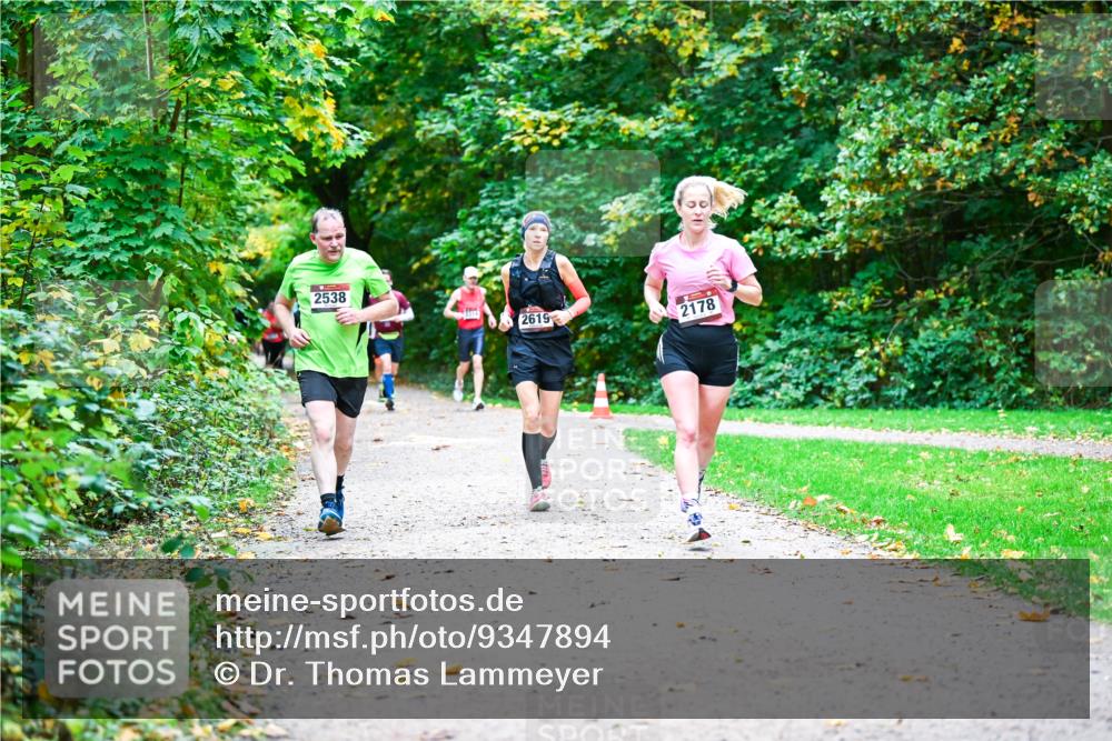 12.10.2025 - Bramfelder Halbmarathon 2025 Dr. Thomas Lammeyer http://msf.ph/oto/9347894 12.10.2025 10:25:20 Laufen 2538, 2619, 2178 meine-sportfotos.de
