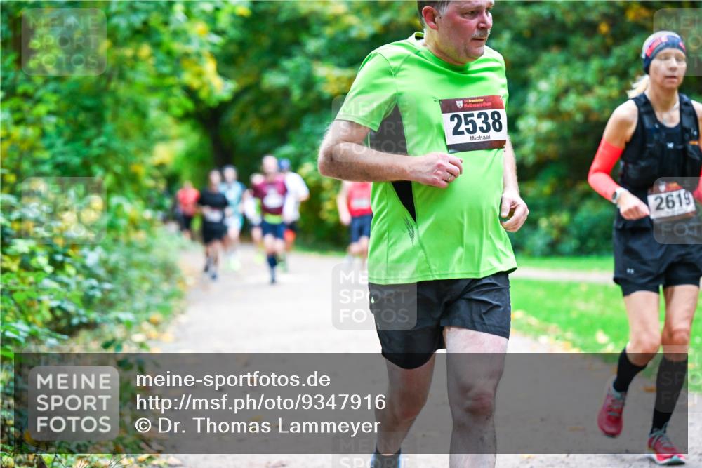 12.10.2025 - Bramfelder Halbmarathon 2025 Dr. Thomas Lammeyer http://msf.ph/oto/9347916 12.10.2025 10:25:23 Laufen 34, 2538, 2619 meine-sportfotos.de