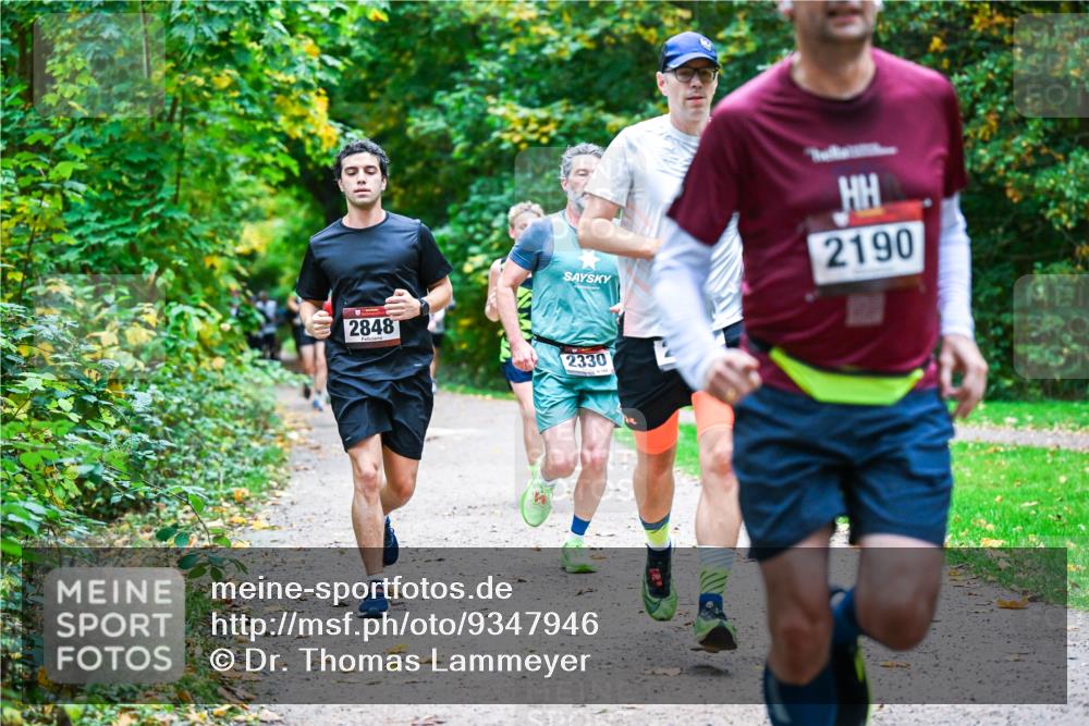 12.10.2025 - Bramfelder Halbmarathon 2025 Dr. Thomas Lammeyer http://msf.ph/oto/9347946 12.10.2025 10:25:29 Laufen 2848, 2190, 2330 meine-sportfotos.de