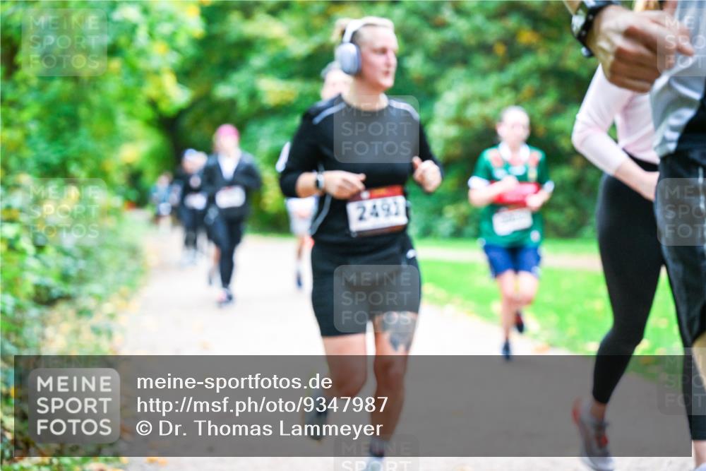 12.10.2025 - Bramfelder Halbmarathon 2025 Dr. Thomas Lammeyer http://msf.ph/oto/9347987 12.10.2025 10:25:40 Laufen 2492 meine-sportfotos.de