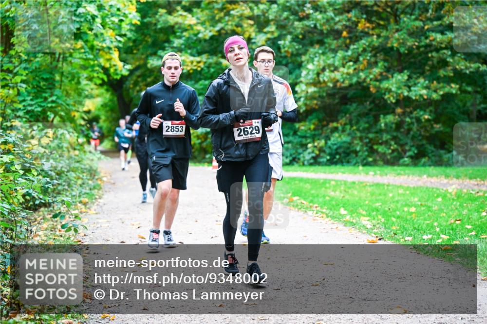 12.10.2025 - Bramfelder Halbmarathon 2025 Dr. Thomas Lammeyer http://msf.ph/oto/9348002 12.10.2025 10:25:42 Laufen 2853, 2629 meine-sportfotos.de