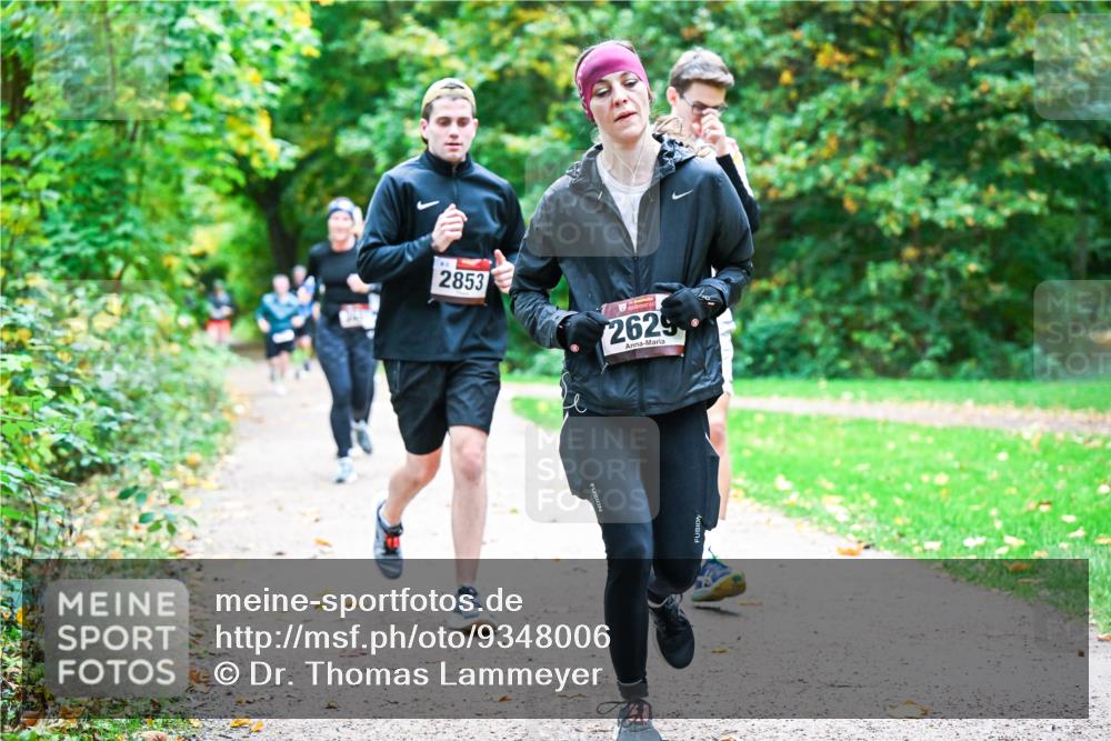 12.10.2025 - Bramfelder Halbmarathon 2025 Dr. Thomas Lammeyer http://msf.ph/oto/9348006 12.10.2025 10:25:43 Laufen 2853, 2629 meine-sportfotos.de