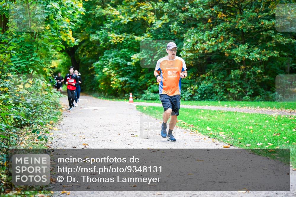 12.10.2025 - Bramfelder Halbmarathon 2025 Dr. Thomas Lammeyer http://msf.ph/oto/9348131 12.10.2025 10:26:08 Laufen  meine-sportfotos.de