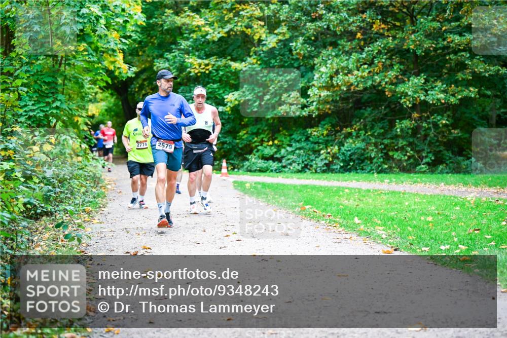 12.10.2025 - Bramfelder Halbmarathon 2025 Dr. Thomas Lammeyer http://msf.ph/oto/9348243 12.10.2025 10:26:34 Laufen 2774, 2579 meine-sportfotos.de