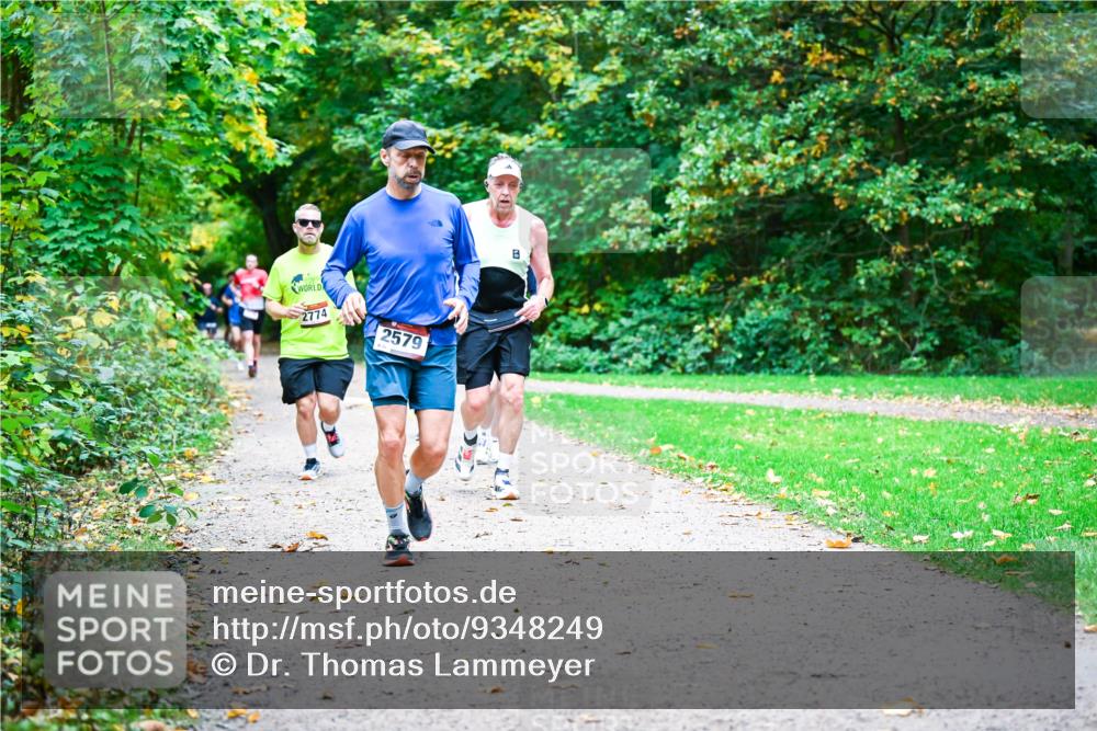 12.10.2025 - Bramfelder Halbmarathon 2025 Dr. Thomas Lammeyer http://msf.ph/oto/9348249 12.10.2025 10:26:35 Laufen 2774, 2579 meine-sportfotos.de