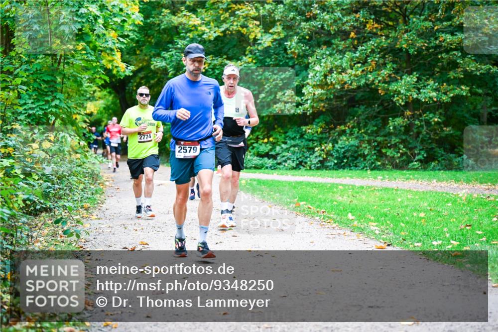 12.10.2025 - Bramfelder Halbmarathon 2025 Dr. Thomas Lammeyer http://msf.ph/oto/9348250 12.10.2025 10:26:35 Laufen 2774, 2579 meine-sportfotos.de
