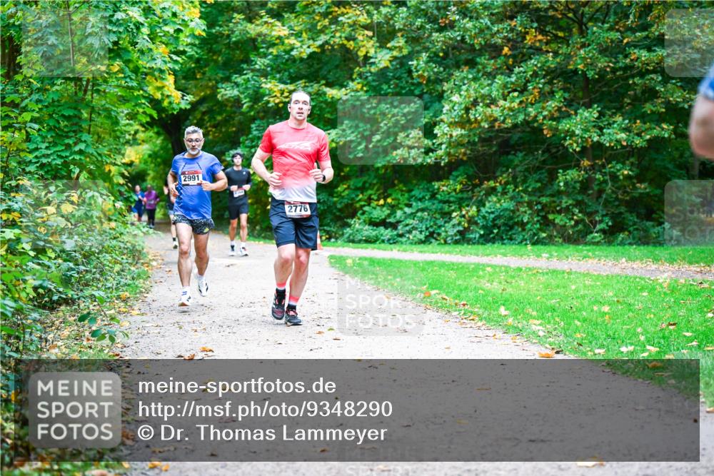 12.10.2025 - Bramfelder Halbmarathon 2025 Dr. Thomas Lammeyer http://msf.ph/oto/9348290 12.10.2025 10:26:43 Laufen 2991, 2776 meine-sportfotos.de