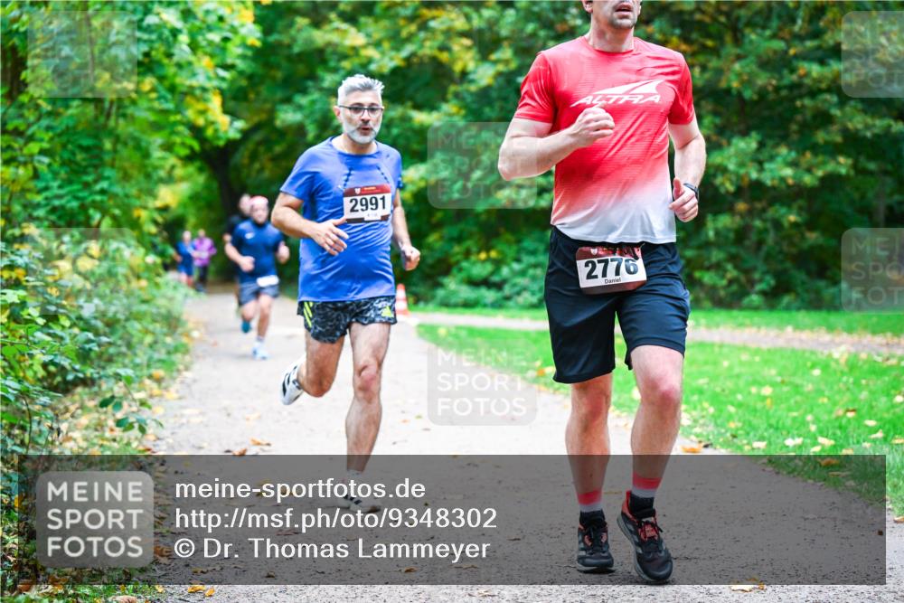 12.10.2025 - Bramfelder Halbmarathon 2025 Dr. Thomas Lammeyer http://msf.ph/oto/9348302 12.10.2025 10:26:45 Laufen 2991, 2776 meine-sportfotos.de