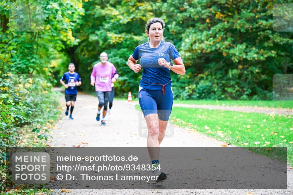 12.10.2025 - Bramfelder Halbmarathon 2025 Dr. Thomas Lammeyer http://msf.ph/oto/9348354 12.10.2025 10:26:56 Laufen 361 meine-sportfotos.de