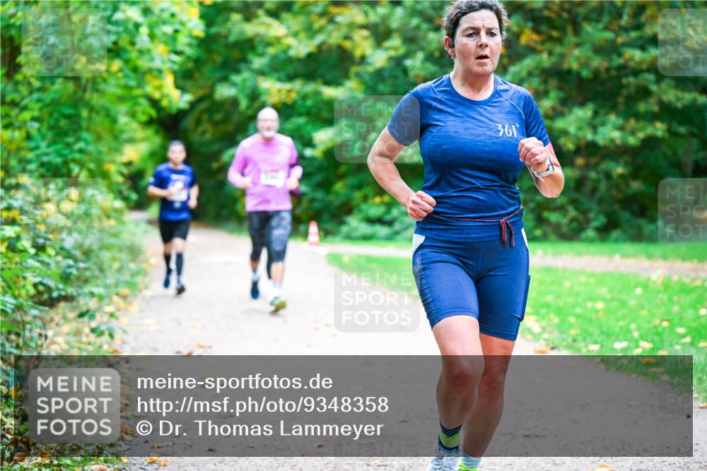 12.10.2025 - Bramfelder Halbmarathon 2025 Dr. Thomas Lammeyer http://msf.ph/oto/9348358 12.10.2025 10:26:56 Laufen 361 meine-sportfotos.de