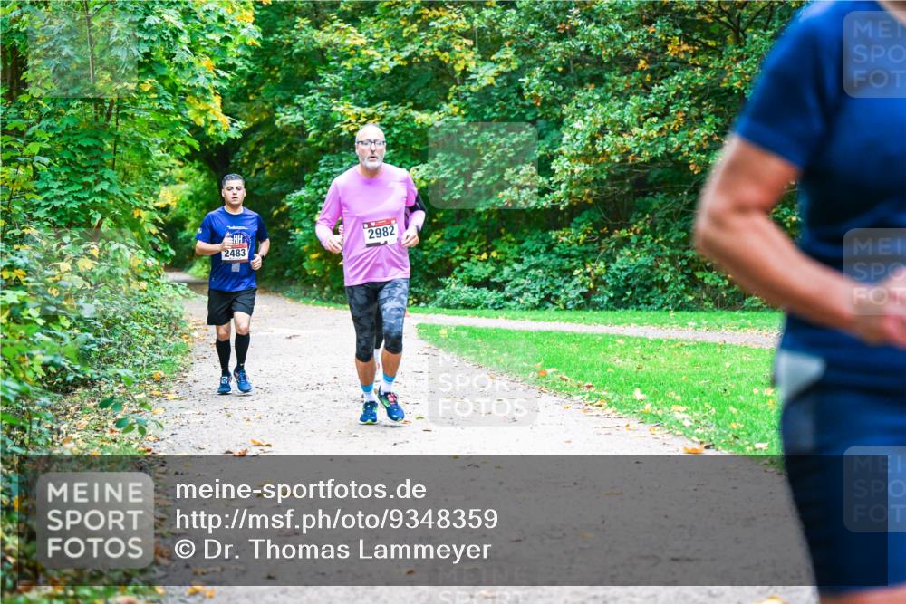 12.10.2025 - Bramfelder Halbmarathon 2025 Dr. Thomas Lammeyer http://msf.ph/oto/9348359 12.10.2025 10:26:57 Laufen 2483, 2982 meine-sportfotos.de