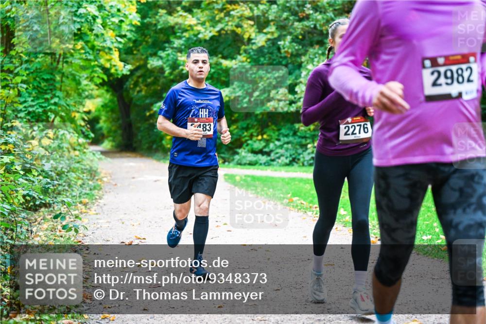 12.10.2025 - Bramfelder Halbmarathon 2025 Dr. Thomas Lammeyer http://msf.ph/oto/9348373 12.10.2025 10:26:59 Laufen 483, 2276, 2982 meine-sportfotos.de