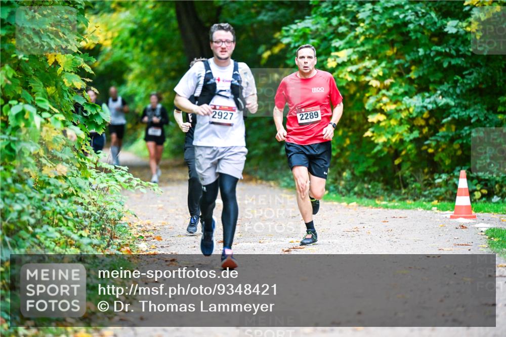 12.10.2025 - Bramfelder Halbmarathon 2025 Dr. Thomas Lammeyer http://msf.ph/oto/9348421 12.10.2025 10:27:19 Laufen 2927, 2289 meine-sportfotos.de