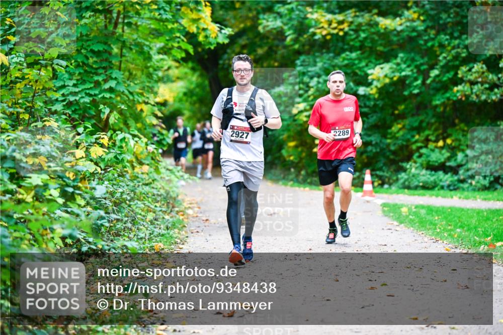 12.10.2025 - Bramfelder Halbmarathon 2025 Dr. Thomas Lammeyer http://msf.ph/oto/9348438 12.10.2025 10:27:21 Laufen 2927, 2289 meine-sportfotos.de