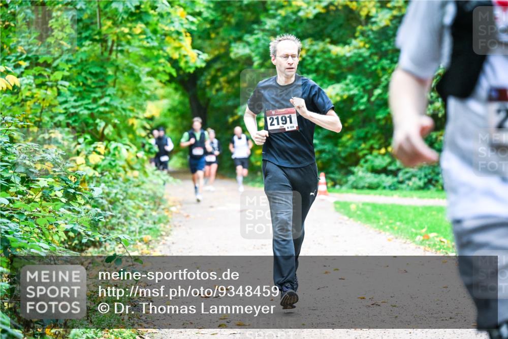 12.10.2025 - Bramfelder Halbmarathon 2025 Dr. Thomas Lammeyer http://msf.ph/oto/9348459 12.10.2025 10:27:25 Laufen 2191, 123 meine-sportfotos.de