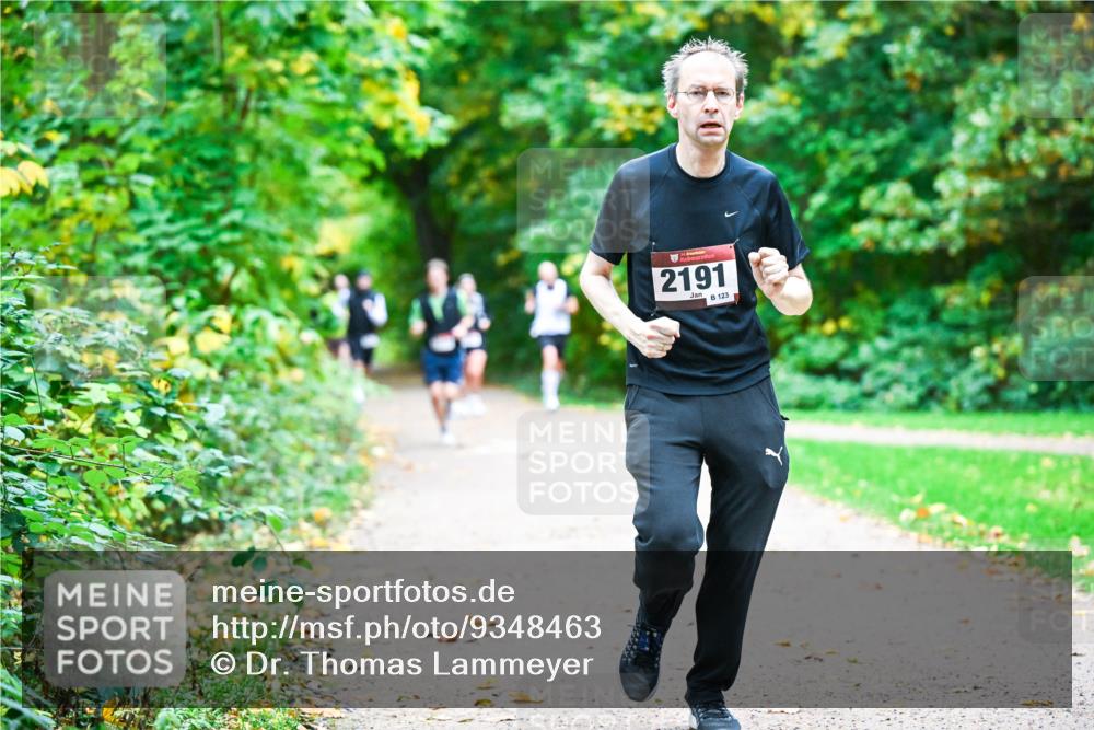 12.10.2025 - Bramfelder Halbmarathon 2025 Dr. Thomas Lammeyer http://msf.ph/oto/9348463 12.10.2025 10:27:26 Laufen 34, 2191, 123 meine-sportfotos.de