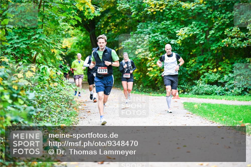 12.10.2025 - Bramfelder Halbmarathon 2025 Dr. Thomas Lammeyer http://msf.ph/oto/9348470 12.10.2025 10:27:29 Laufen 2379, 2667 meine-sportfotos.de