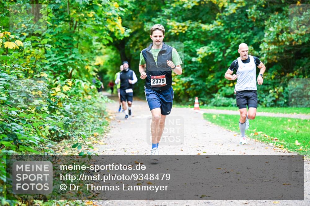 12.10.2025 - Bramfelder Halbmarathon 2025 Dr. Thomas Lammeyer http://msf.ph/oto/9348479 12.10.2025 10:27:31 Laufen 2379 meine-sportfotos.de