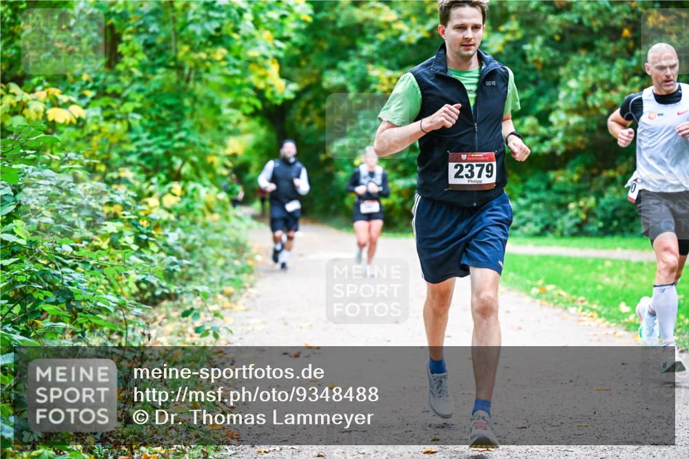 12.10.2025 - Bramfelder Halbmarathon 2025 Dr. Thomas Lammeyer http://msf.ph/oto/9348488 12.10.2025 10:27:32 Laufen 2379, 0 meine-sportfotos.de