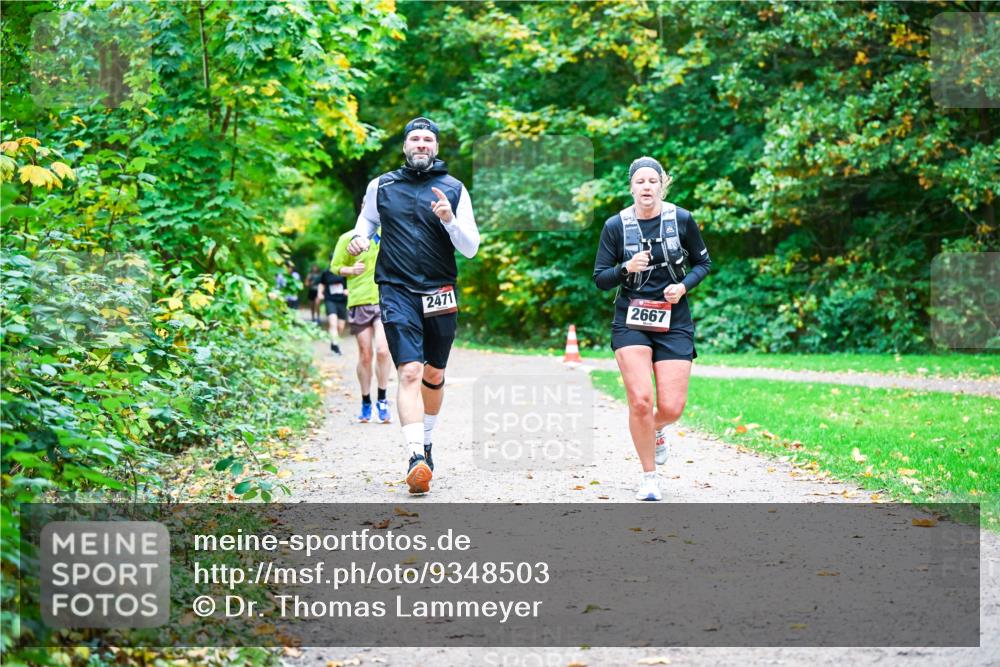 12.10.2025 - Bramfelder Halbmarathon 2025 Dr. Thomas Lammeyer http://msf.ph/oto/9348503 12.10.2025 10:27:35 Laufen 2471, 2667 meine-sportfotos.de