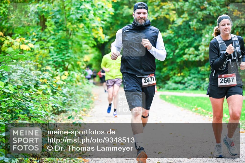 12.10.2025 - Bramfelder Halbmarathon 2025 Dr. Thomas Lammeyer http://msf.ph/oto/9348513 12.10.2025 10:27:37 Laufen 2471, 2667 meine-sportfotos.de