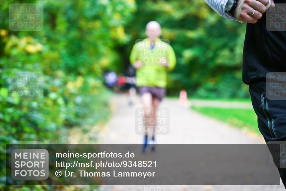 12.10.2025 - Bramfelder Halbmarathon 2025 Dr. Thomas Lammeyer http://msf.ph/oto/9348521 12.10.2025 10:27:38 Laufen  meine-sportfotos.de