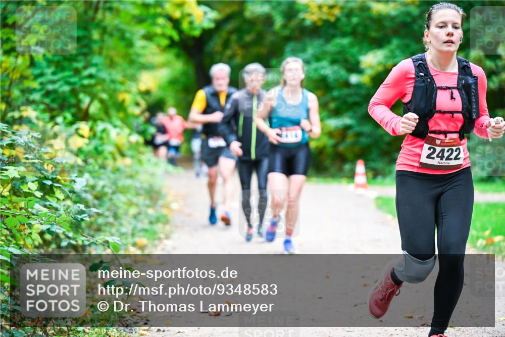 12.10.2025 - Bramfelder Halbmarathon 2025 Dr. Thomas Lammeyer http://msf.ph/oto/9348583 12.10.2025 10:27:51 Laufen 2422 meine-sportfotos.de