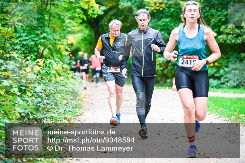 12.10.2025 - Bramfelder Halbmarathon 2025 Dr. Thomas Lammeyer http://msf.ph/oto/9348594 12.10.2025 10:27:53 Laufen 2550, 2419 meine-sportfotos.de